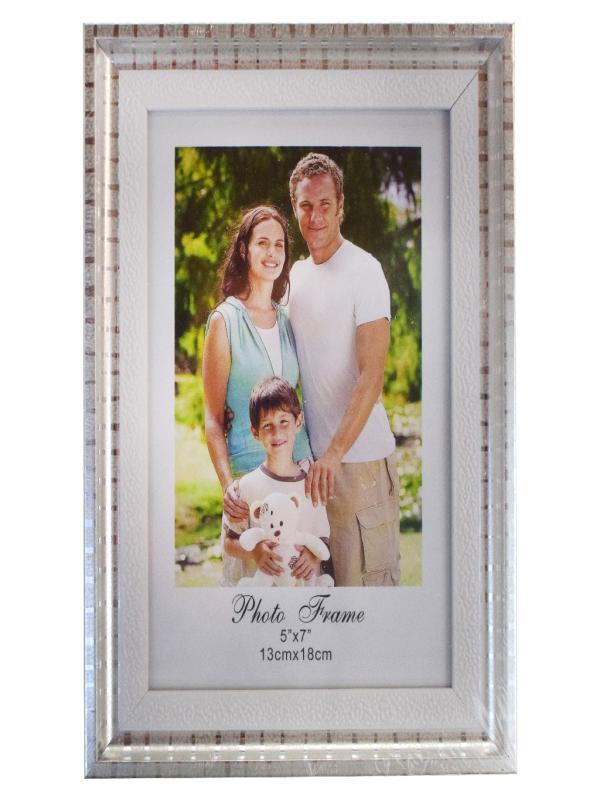 CNS PLASTİK ÇERÇEVE 13*18 CM CNS-4797